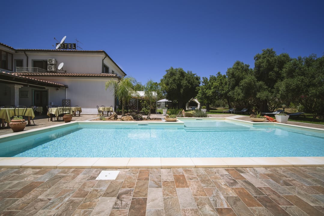 Pool Hotel Baja Azzurra