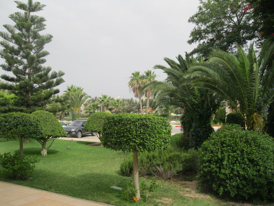Blick zum Eingang vom Zimmer aus Sentido Bellevue Park