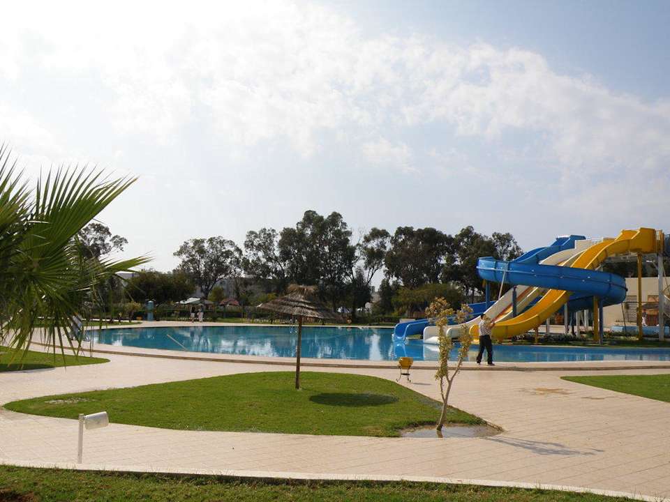 Basen ze zjeżdżalniami Hotel Aqua Life Yasmine