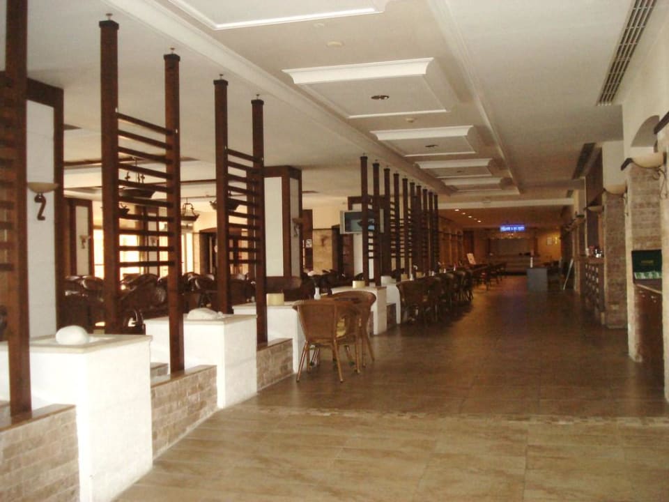 Bar mit Durchgang zum Wellnesbereich und Hallenbad Trendy Aspendos Beach Hotel