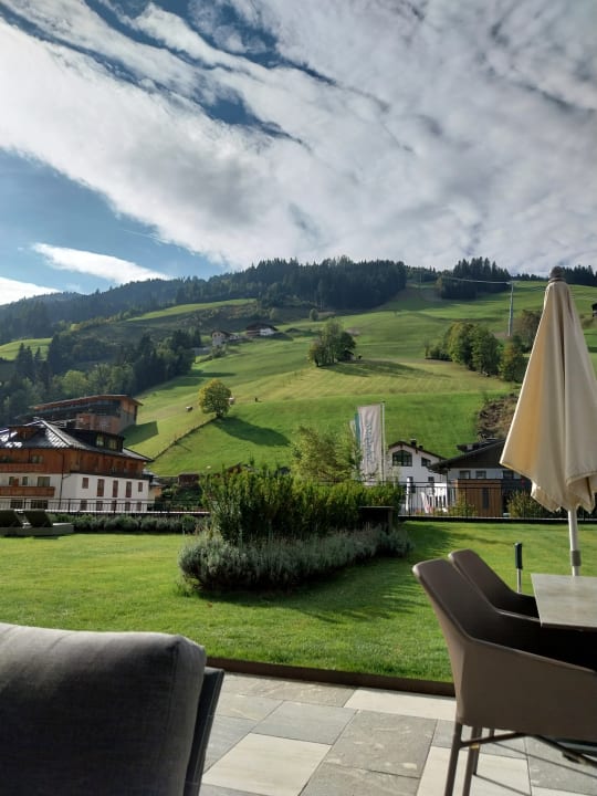 Außenansicht Hotel Tauernhof