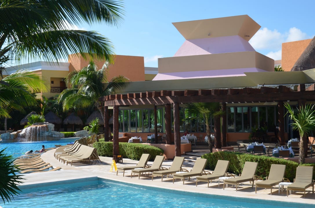 Poolrestaurant/ abends mexikanisches Restaurant Iberostar Selection Paraiso Lindo