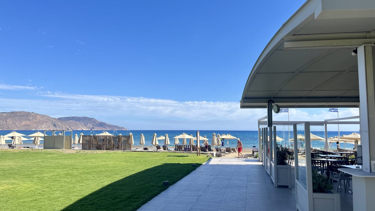 Strand Vantaris Luxury Beach Resort