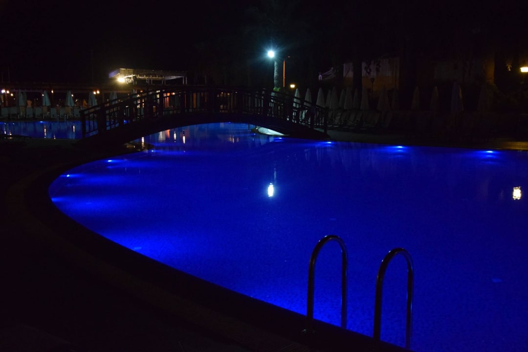 At night Palm Wings Kusadasi Beach Resort & Spa
