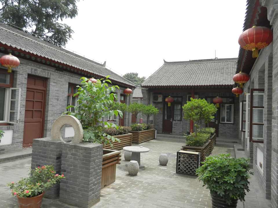 Zimmer in kleinen Häuschen im Hof Hostel Xi'an Qixian