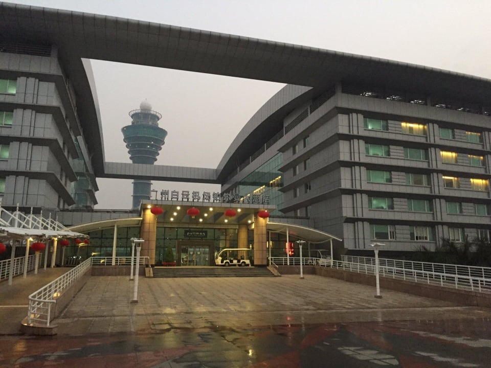 Hotelgebäude Hotel Pullman Guangzhou Baiyun Airport