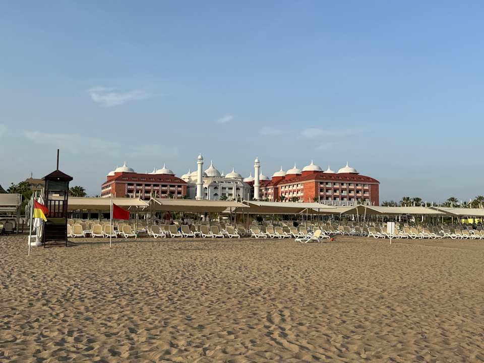 Außenansicht Royal Taj Mahal Hotel