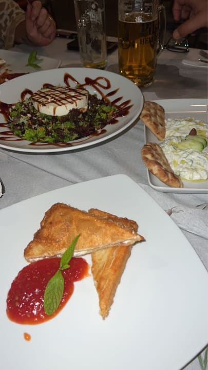 Gastro 24 Seven Boutique Hotel