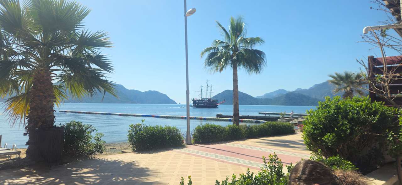 Strand Emre Beach & Emre Hotel