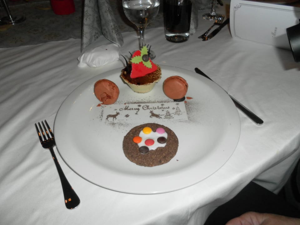 Weihnachtsnachtisch Limak Lara Deluxe Hotel & Resort