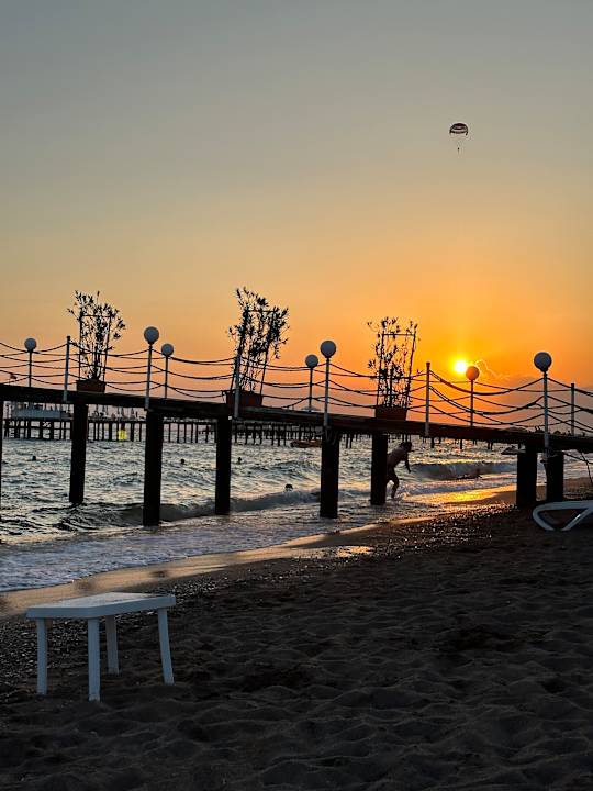 Strand Adalya Elite Lara