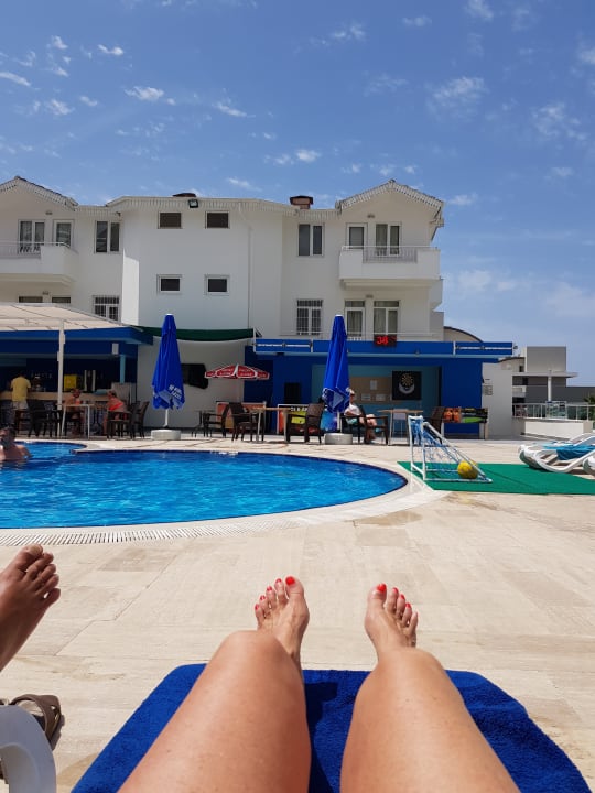 Pool Side Su Hotel