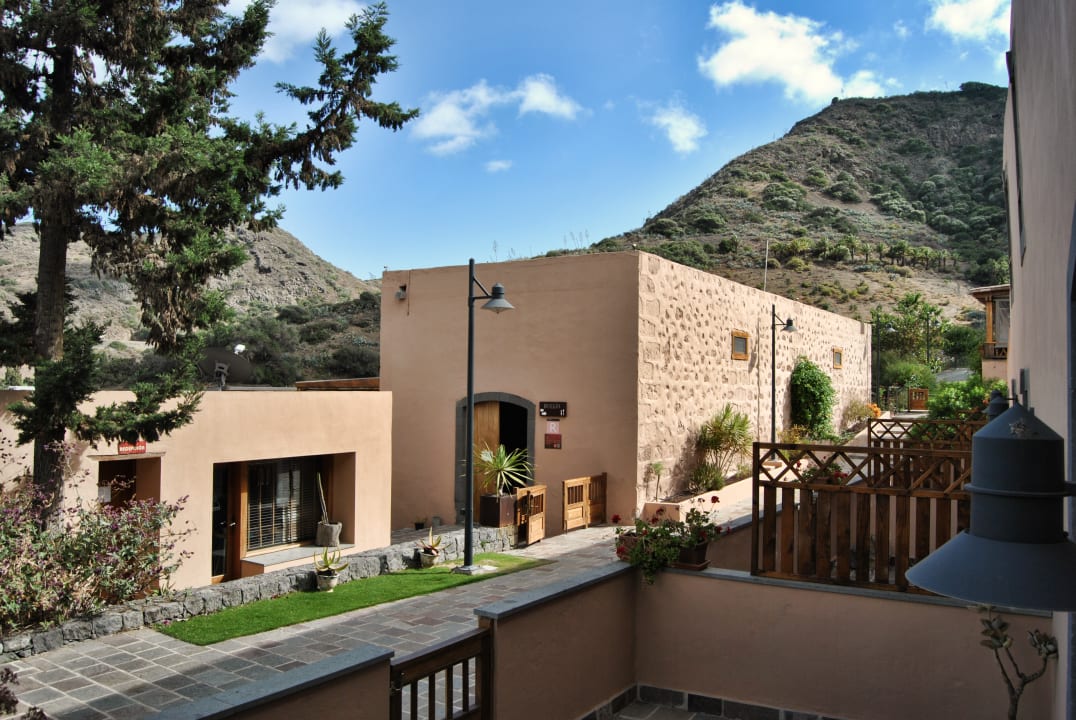 Außenansicht Hotel Rural El Mondalón