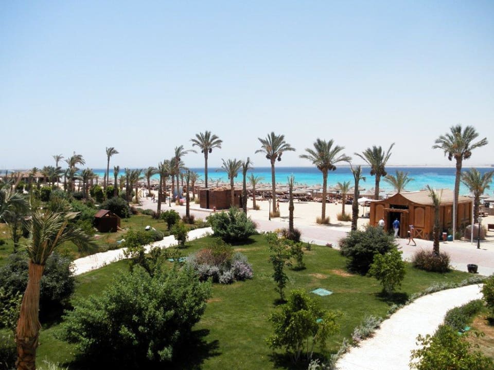 Отель Pyramisa Beach Resort Sahl Hasheesh