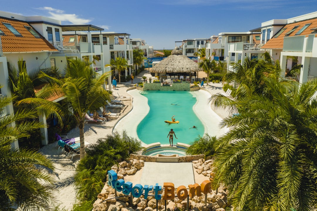 Pool Resort Bonaire