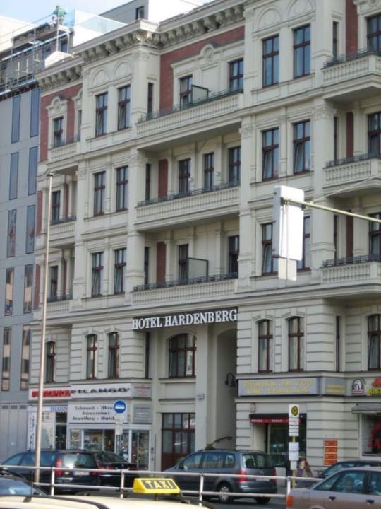 Hotel Frontansicht acom Hotel Berlin Kurfürstendamm
