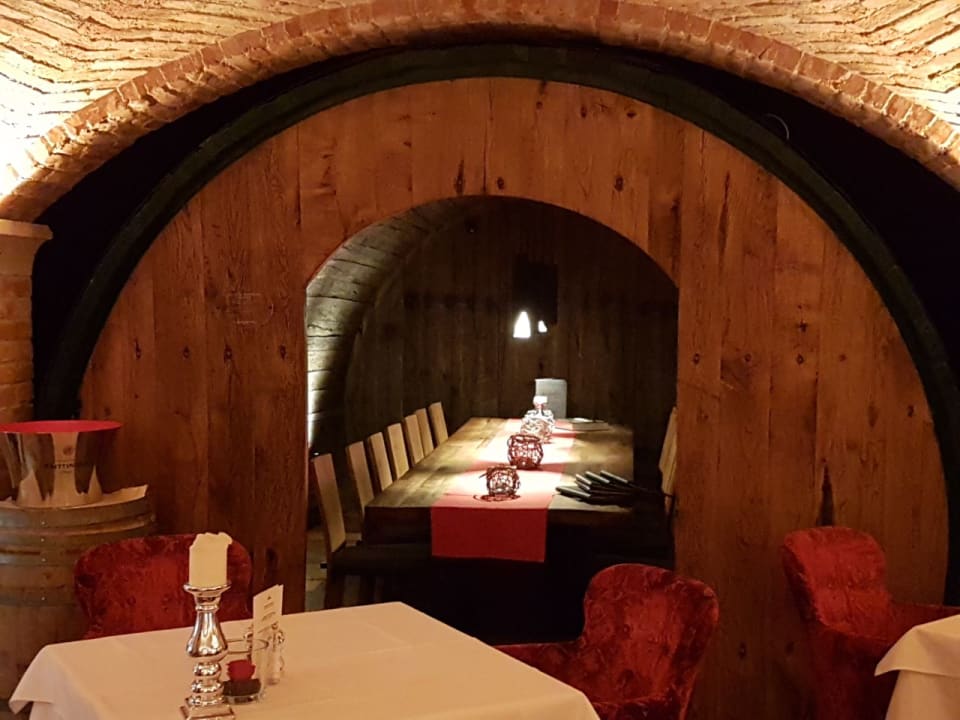 Weinkeller Verwöhnhotel Kristall