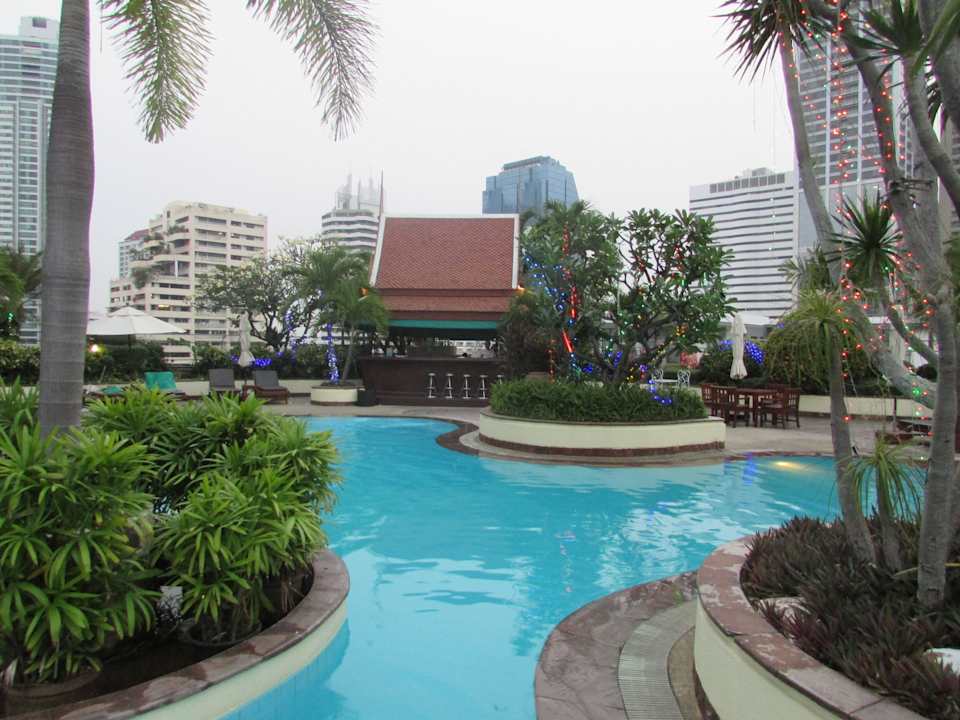 Schöne Poolanlage Hotel Windsor Suites & Convention