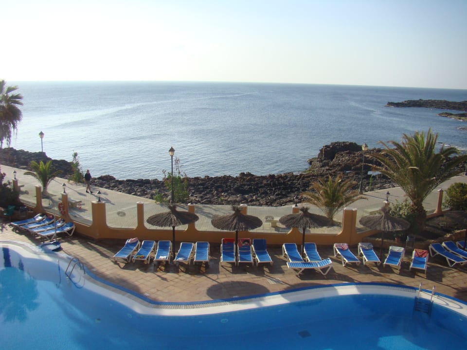 Basen głowny Elba Castillo San Jorge & Antigua Suite Hotel