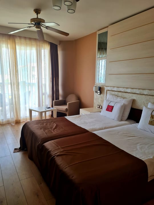 Zimmer Hotel Defne Garden