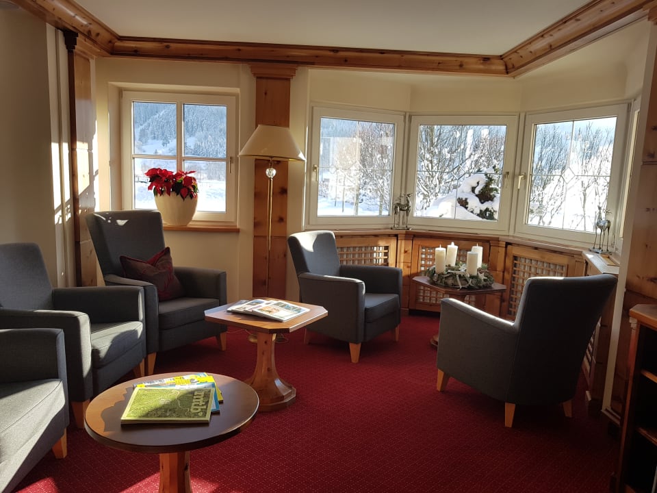 Lobby Hubertus Hotel & Apartments