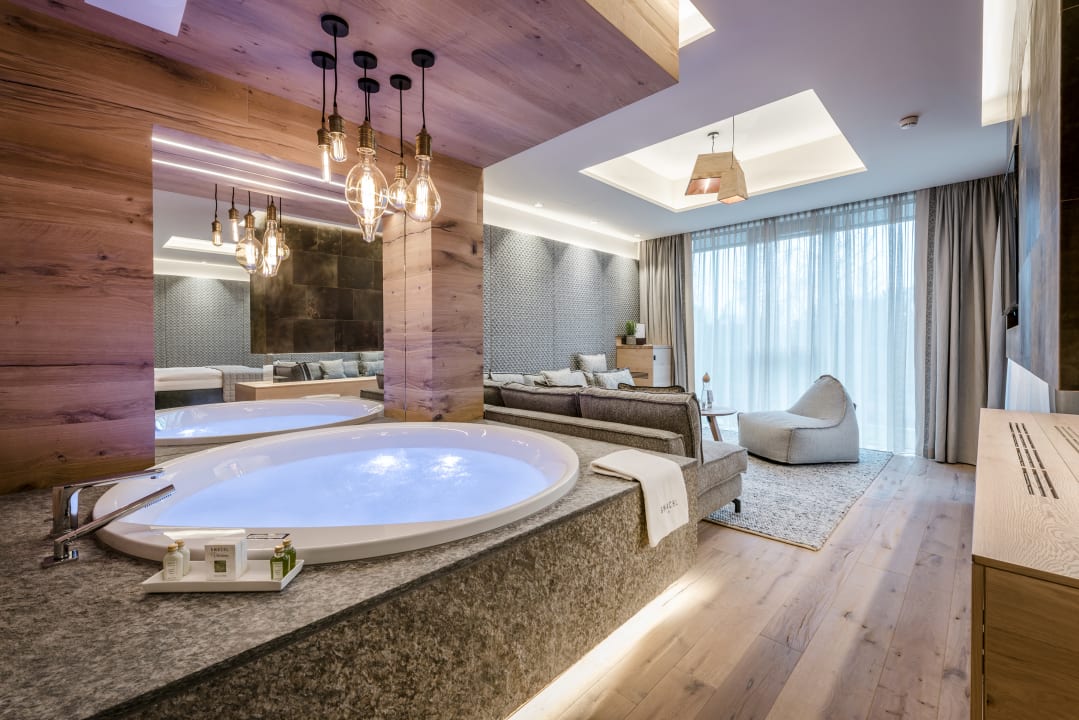 Zimmer Genussdorf Gmachl - Hotel & Spa