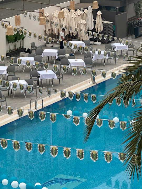 Pool Side Story Resort & Spa