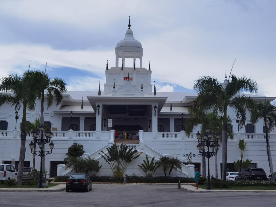 Außenansicht Hotel Riu Palace Punta Cana