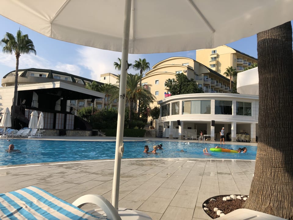 Pool Iz Flower Side Beach Hotel