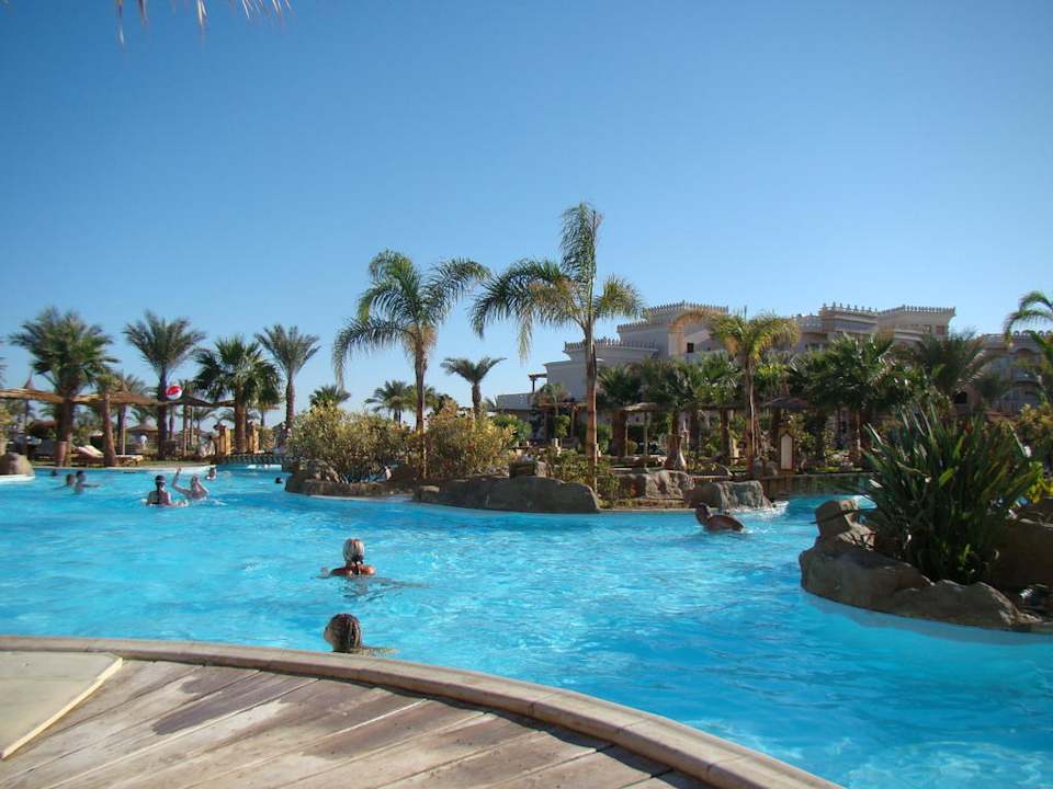 Бассейн Pickalbatros Palace Resort