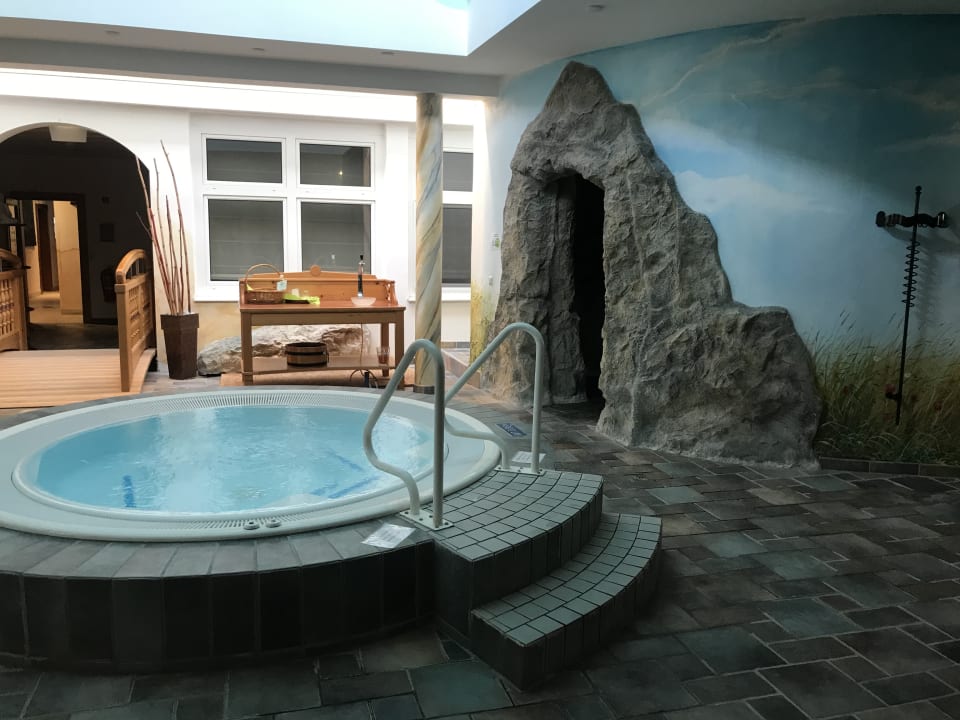 Sport & Freizeit Wellnesshotel Paradiesquelle