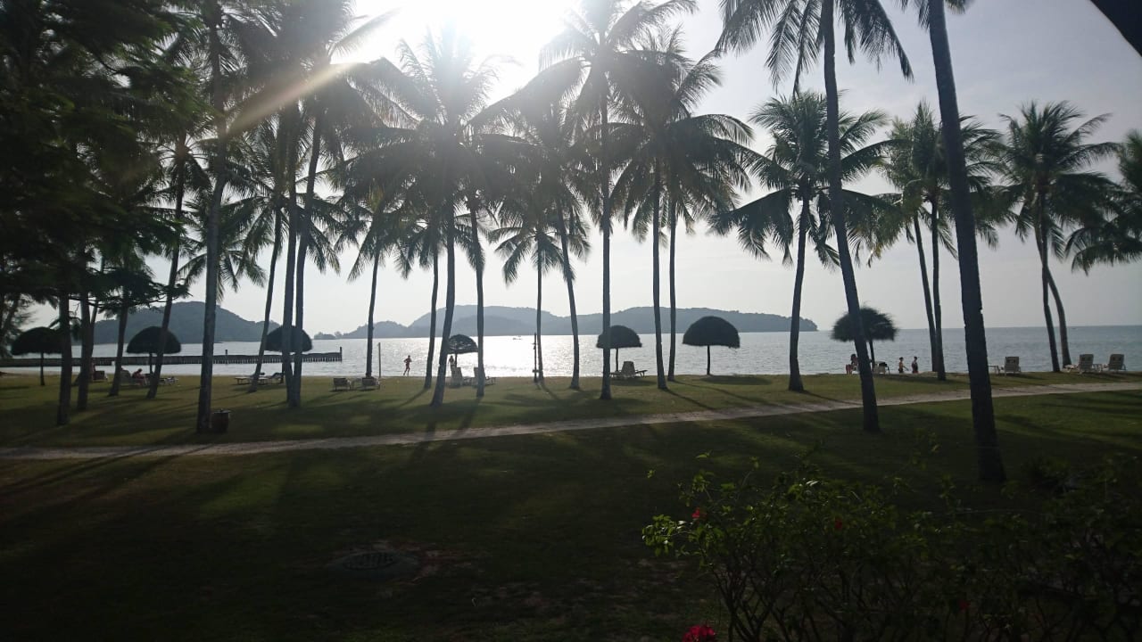 Blick Richtung Strand Pelangi Beach Resort & Spa