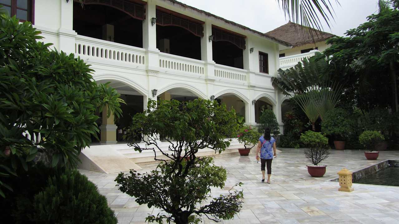  Rear View of Reception Building Allezboo Beach Resort & Spa