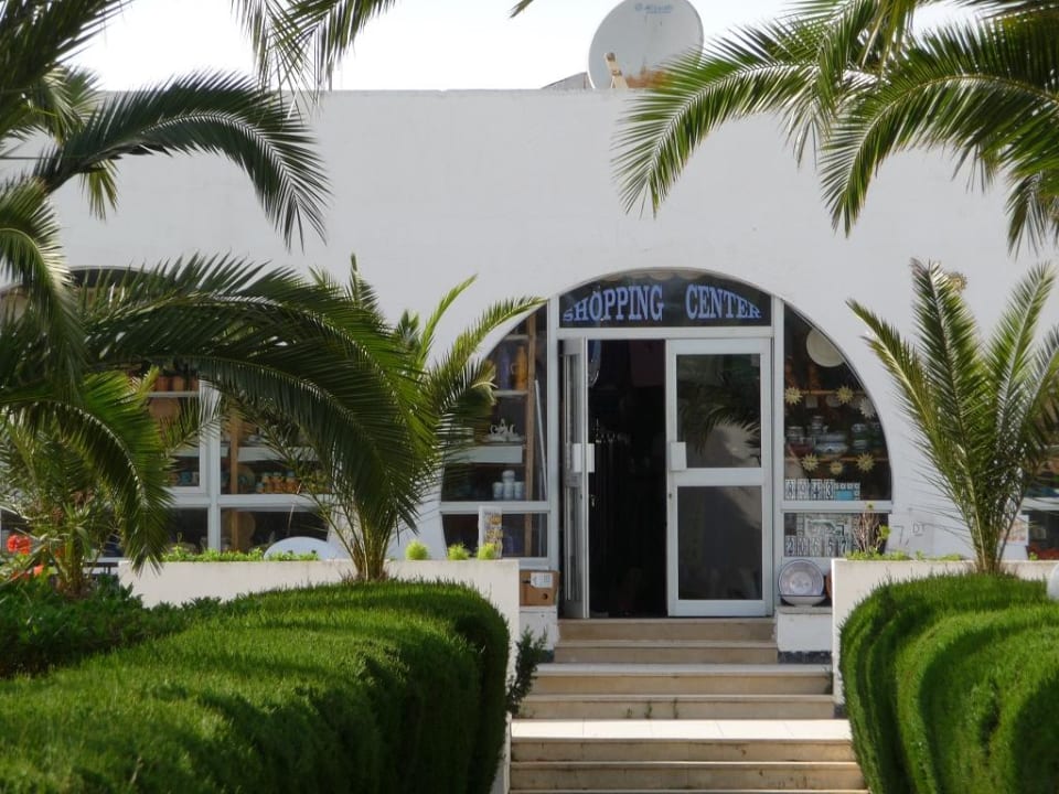 Shoping Center im Hotelgelände Royal Lido Resort & Spa