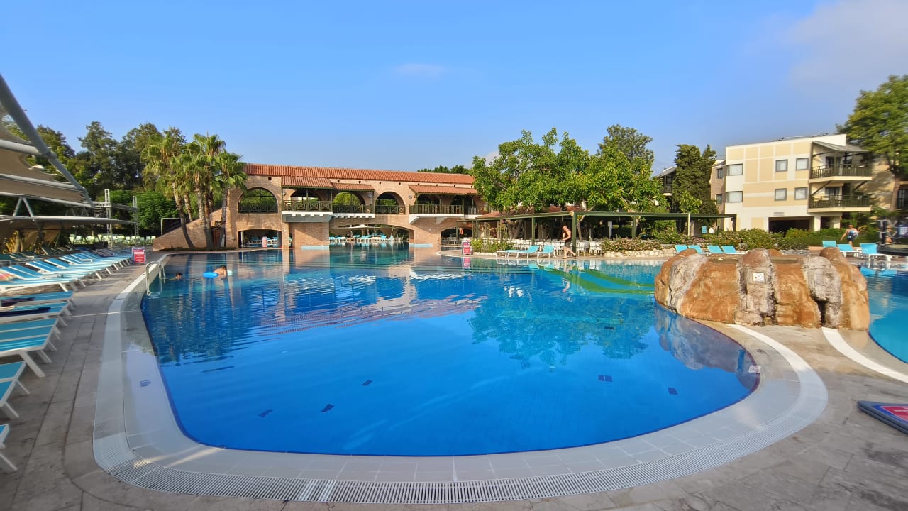 Pool Limak Limra Hotel & Resort