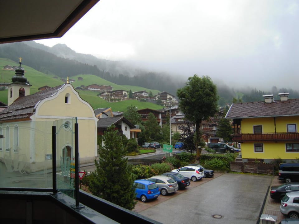Blick vom Balkon Hotel Alpenjuwel Jäger
