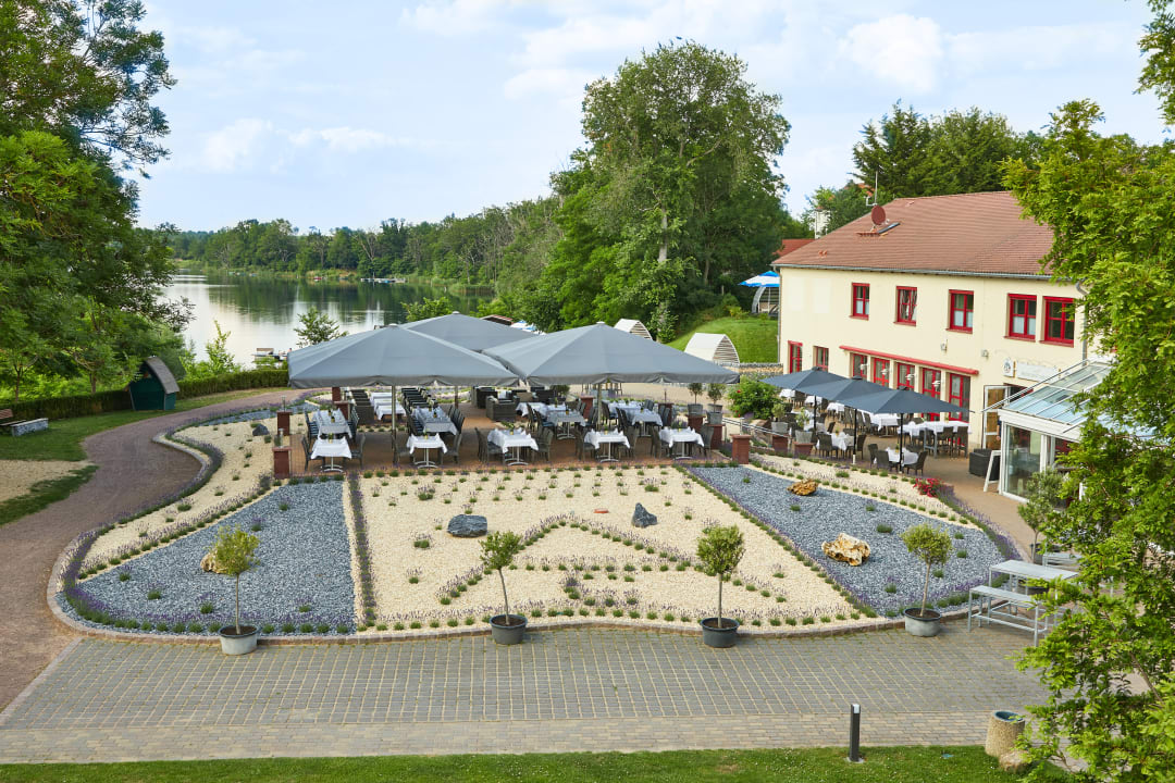 Gartenanlage Hotel Acamed Resort