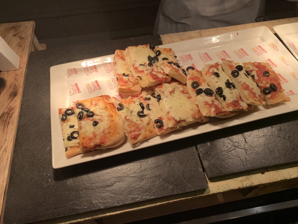 Gastro Miramar Al Aqah Beach Resort