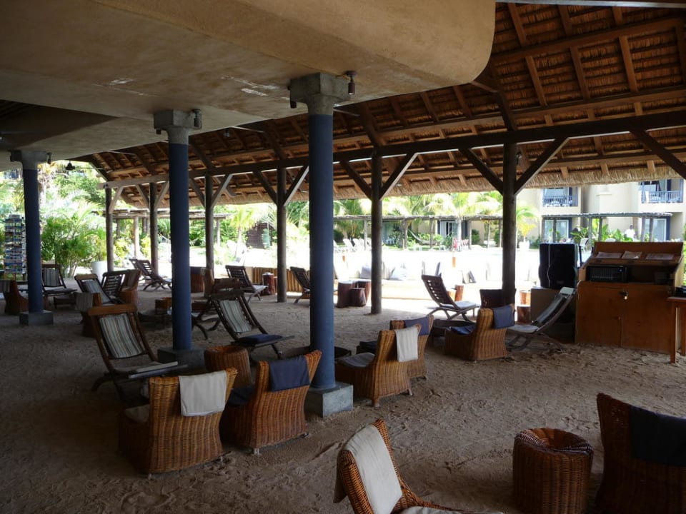 Bar Veranda Pointe aux Biches Hotel