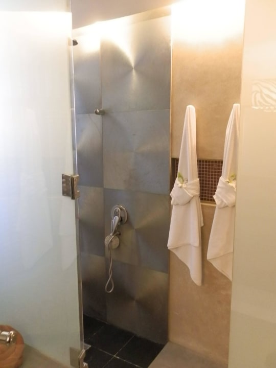 Dusche Pavilion Samui Villas & Resort