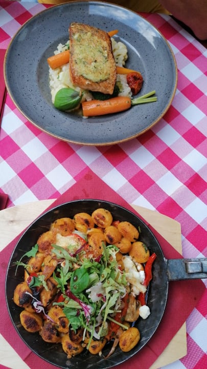 Gastro Hotel Elbflorenz Dresden