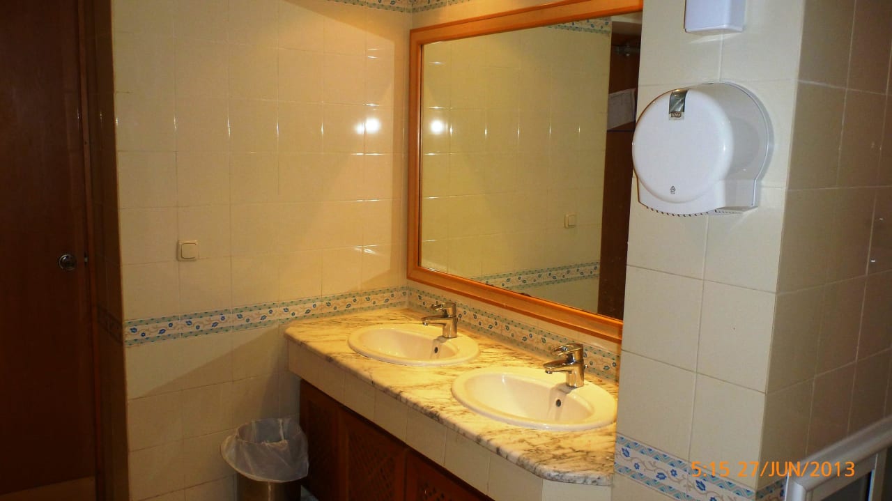 Sanitärbereiche beim Speisesaal Hotel El Mouradi Cap Mahdia