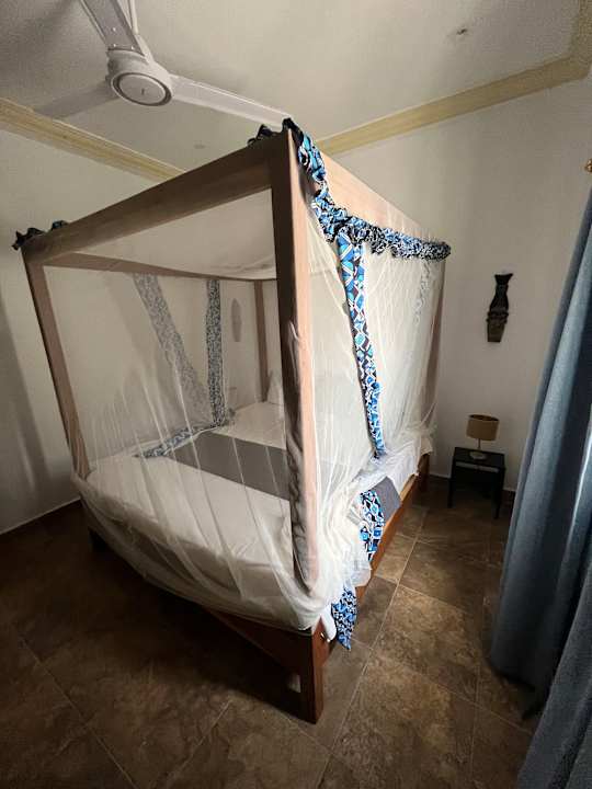 Zimmer Dulaa Deema Residence Brufut Heights