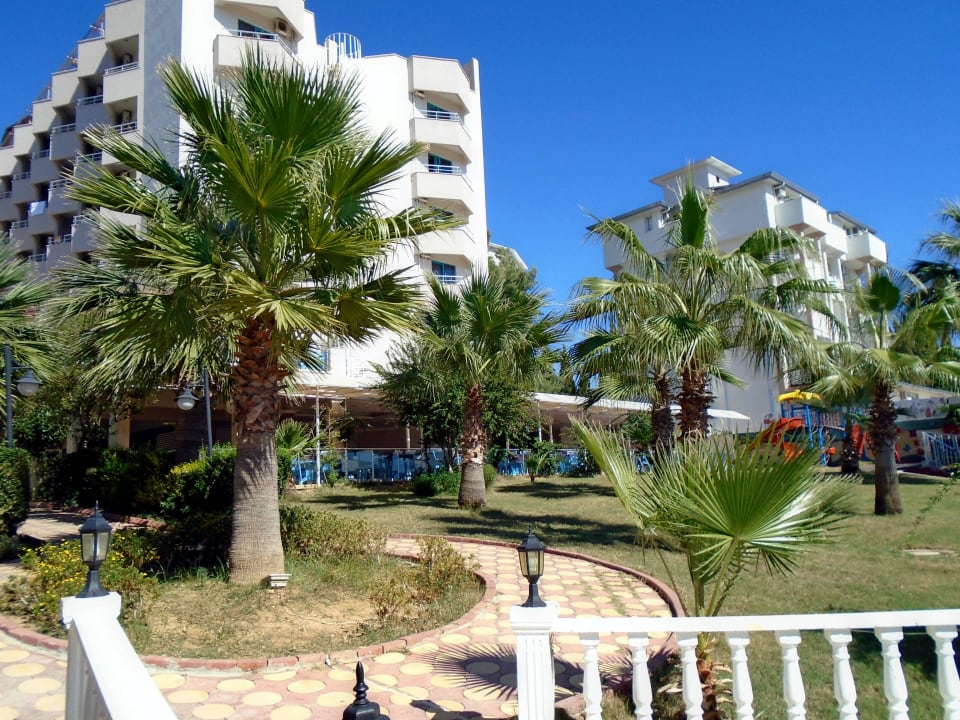 Gartenanlage Hotel Grand Sunlife