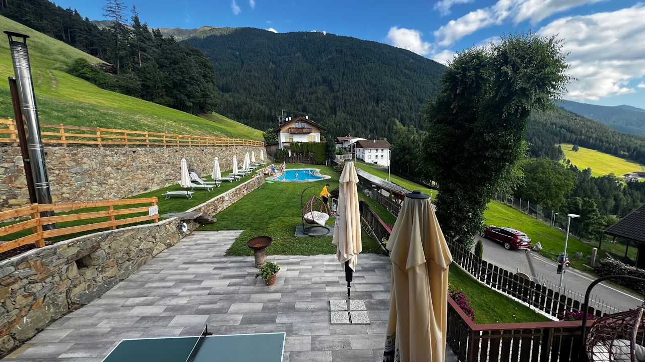 Pool Hotel Fernblick