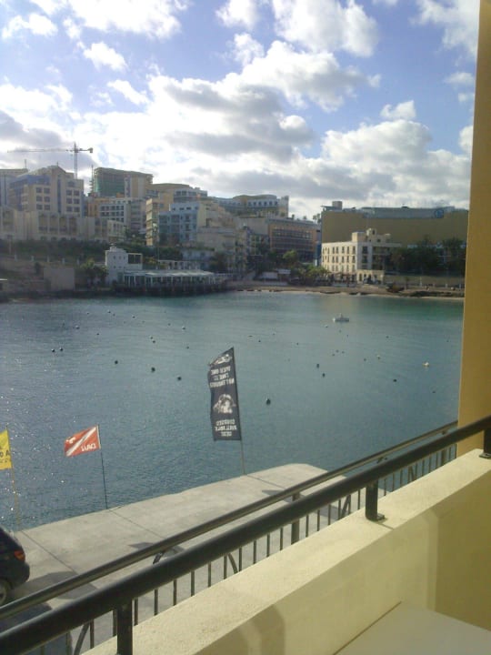 Sant Julian                                        Verdi St George's Bay Marina