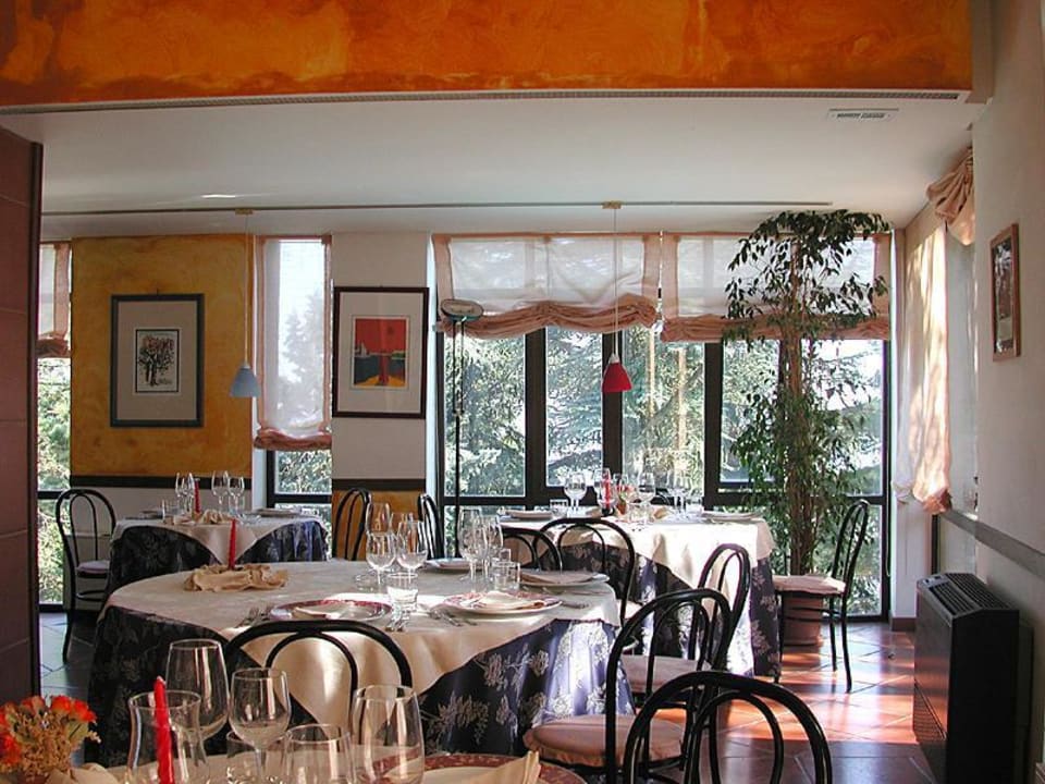 Vista sala ristorante Residence L'Heritage suites Aristoteles 225 by Bluebay