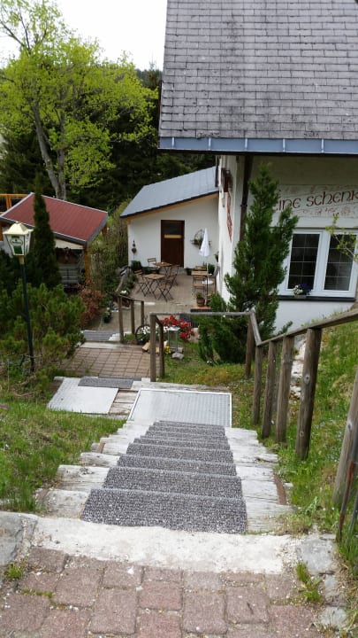 Zugang Hotel Pension Windgfäll