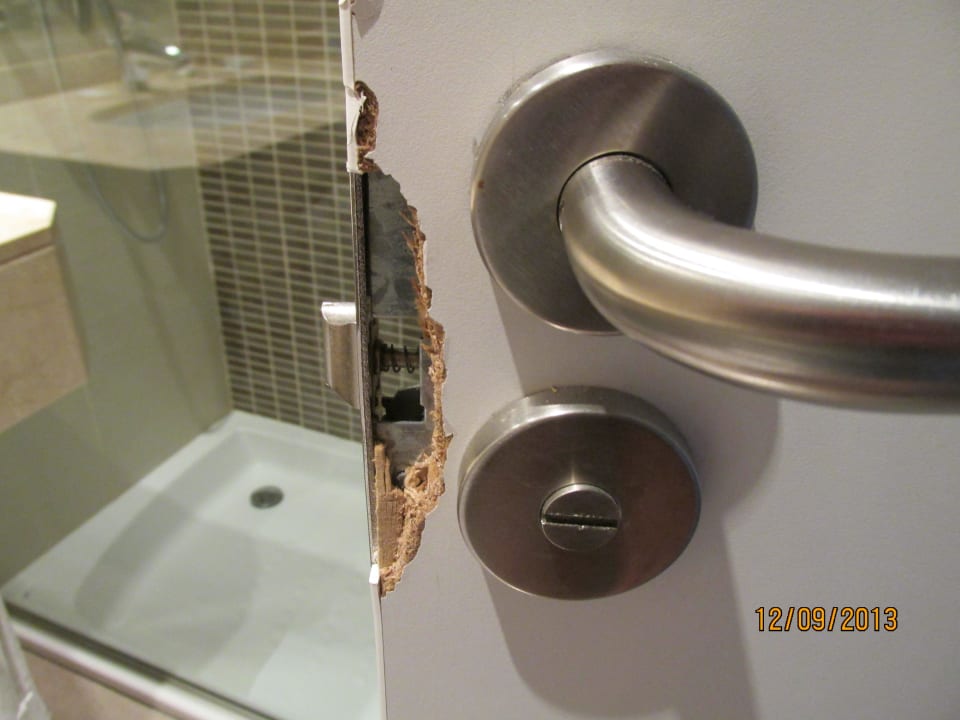 Badtür Hotel Vibra Beverly Playa