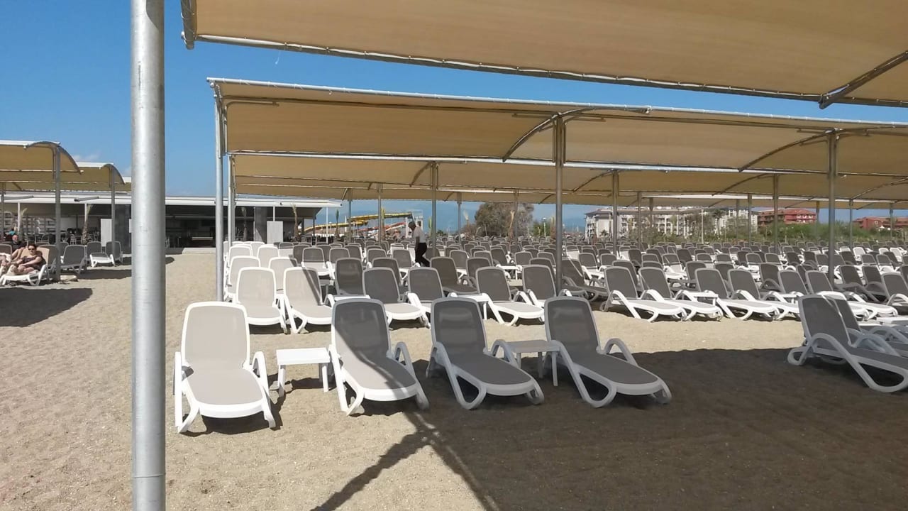 Liegen Sunmelia Beach Resort
